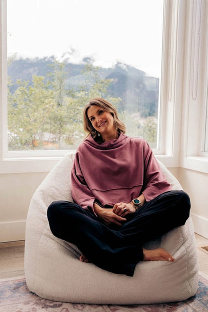 WONDERING - Cropped Funnel Neck Pullover